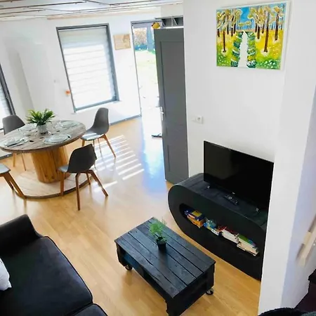 Tatil Evi Foret Aupthiesomme Entre Terre Et