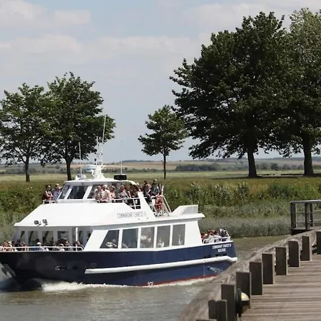 Tatil Evi Foret Aupthiesomme Entre Terre Et *